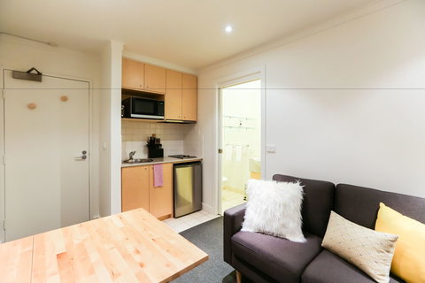 WILLOW, Carlton Studio Apartment - C Tourism 1
