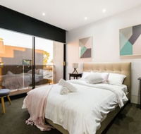 SOPHIA 2BDR North Melbourne House - C Tourism