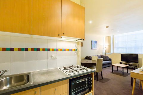 ELIZA, 2BDR Melbourne Apartment - C Tourism 4