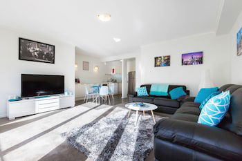 KAYLA, 2BDR Southbank Apartment - C Tourism 1