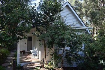 Forest Edge Cottage At Merrow Cottages - C Tourism 6
