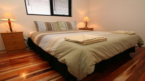 Glenaire Apartments At Meredith - C Tourism 2