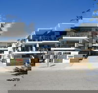 Maggies Beachfront Apt. 10