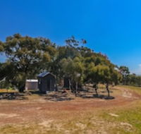 Seven Hills Tiny House - C Tourism