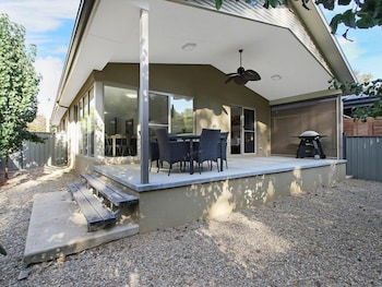 Bright Delight - Modern Luxury - C Tourism 0
