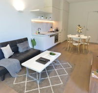 Spacious Cosy Bedroom Suite  Large Balcony - C Tourism