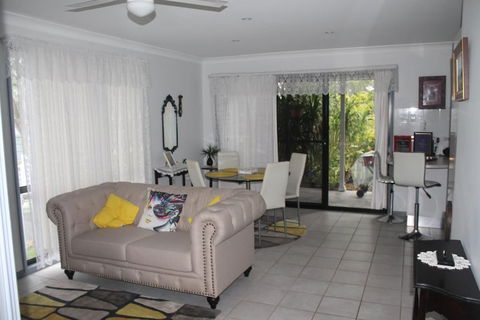 Ducati's Bed And Breakfast - C Tourism 4