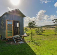Live Big in The Gurdies Tiny House with a View - C Tourism