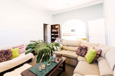 Coal D' Vine Cottage - Cessnock NSW - C Tourism 3