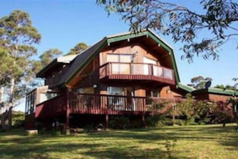 Sublime Cedar Lodge Leura - C Tourism 0