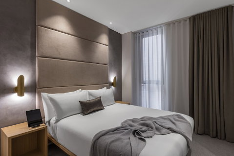 SKYE Suites Sydney - C Tourism 4