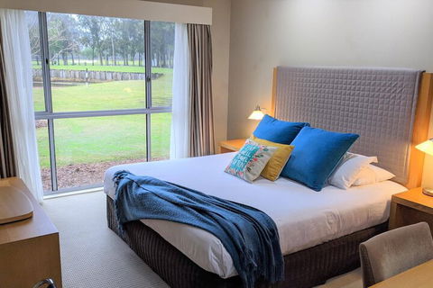 Jewel In The Crowne - C Tourism 1