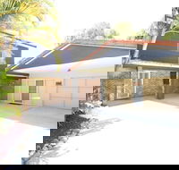 Sandy Feet at Hat Head - C Tourism