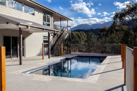 Dreaming Of The Buckland - C Tourism 0