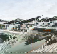 Caves Coastal Bar  Bungalows - C Tourism