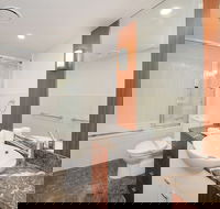 Deluxe Chevron Renaissance - C Tourism