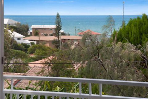 Carolyns Beach House - C Tourism 7