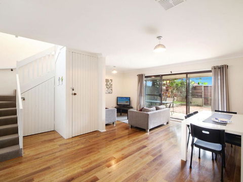 Uralba #17 17 / 15 19 Kurrawyba Avenue Terrigal - C Tourism 4