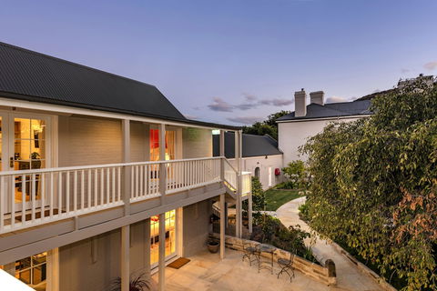 Prospect House Private Hotel - C Tourism 0