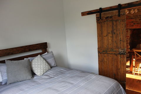 The Cottage - C Tourism 1