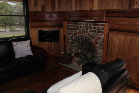 The Cottage - C Tourism 4