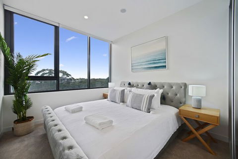New Contemporary Apartment Near Macquarie Centre - C Tourism 6