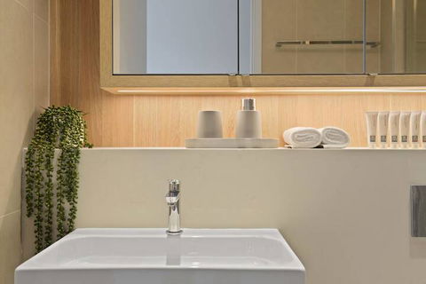 New Contemporary Apartment Near Macquarie Centre - C Tourism 7