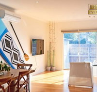 AUJOY 4 Bed Townhouse Glen Waverley - C Tourism