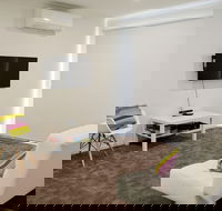 7 Gilmore Smiths Beach House - C Tourism