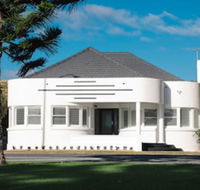 Deco Beach Luxury Apartments - C Tourism