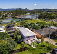 A PERFECT STAY Sunset Beach Riverside - C Tourism