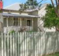 Ambiente Cottage Pet  Family Friendly - C Tourism