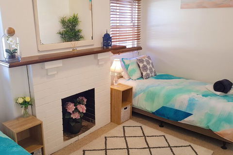 Coachhouse On The Beach - C Tourism 7