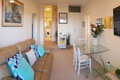 Coachhouse On The Beach - C Tourism 1