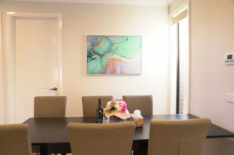 A Brand New House Near Boxhill - C Tourism 6