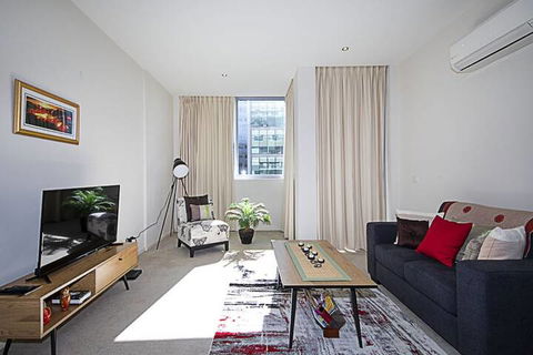 Spacious 1-Bedroom Apartment With Parking - C Tourism 3