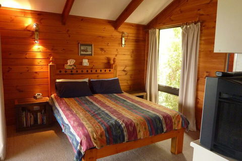 31 Elizabeth Crescent - C Tourism 2
