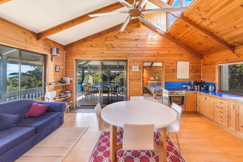 31 Elizabeth Crescent - C Tourism 7