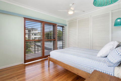 BEACH HOUSE On PEARL - C Tourism 4