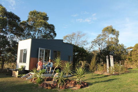 Dyl & Lils Tiny House On Wheels - C Tourism 2
