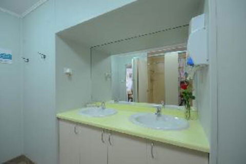 Travellers Rest Guesthouse - C Tourism 0