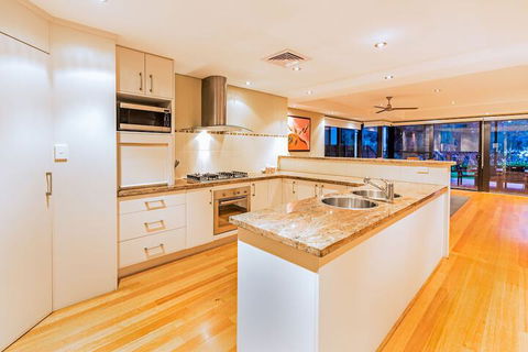 Regency Beach Club - C Tourism 3