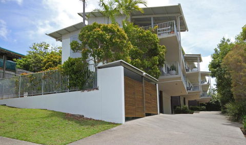Unit 2 Sea Breeze Villas Coolum Beach - C Tourism 5