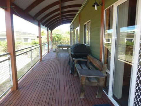 Bridport Villa - C Tourism 3
