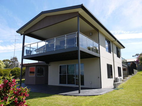 Luxury Near Old Pier Beach - C Tourism 2