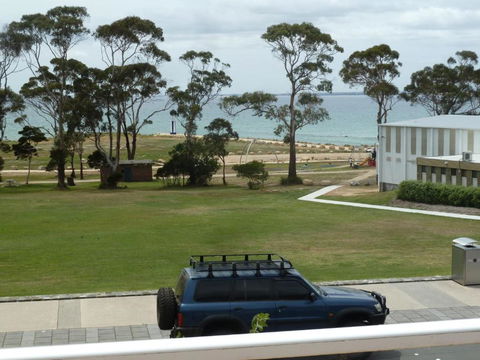 Central Luxury With Fabulous Views - C Tourism 6