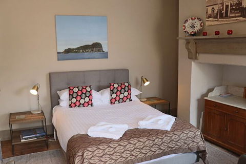 Robinson Cottage - C Tourism 6