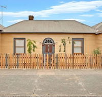 Robinson Cottage - C Tourism