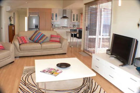 Paradise House - C Tourism 6
