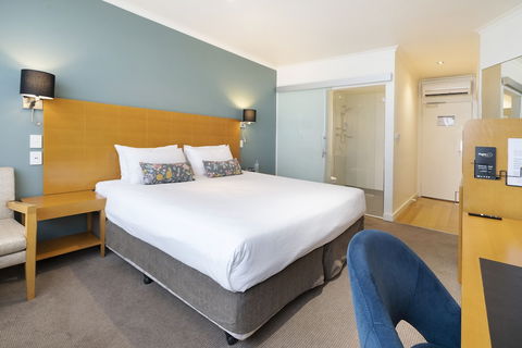 Gateway Hotel By Nightcap Plus - C Tourism 5